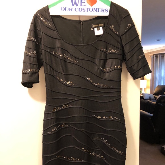 Cocktail Dress - Picture 1 of 4